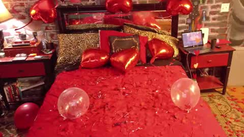 seraphyx33 online show from 02/15/26, 05:04