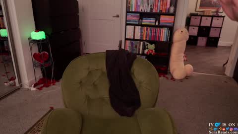 SeraReads online show from 02/03/25, 06:45