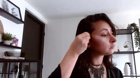 Snapshot of serena_xyz chatting on 09/14/25, 07:24 Serena Xyz online show from 09/14/25, 07:24