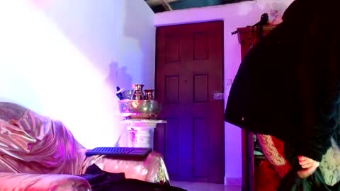 Snapshot of serena_xyz chatting on 11/02/25, 05:15 Serena Xyz online show from 11/02/25, 05:15