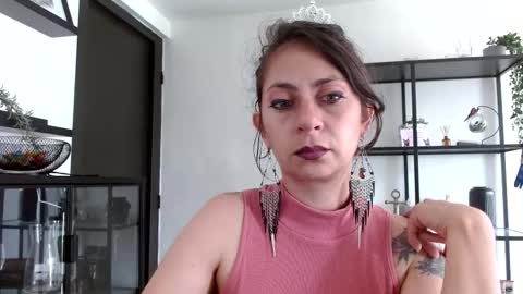 Snapshot of serena_xyz chatting on 11/07/25, 06:08 Serena Xyz online show from 11/07/25, 06:08