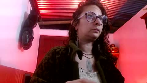 Snapshot of serena_xyz chatting on 01/05/26, 08:12 Serena Xyz online show from 01/05/26, 08:12