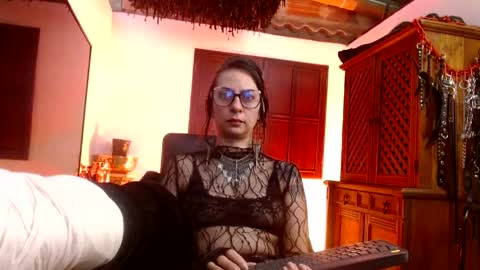 Serena Xyz online show from 04/29/26, 05:30