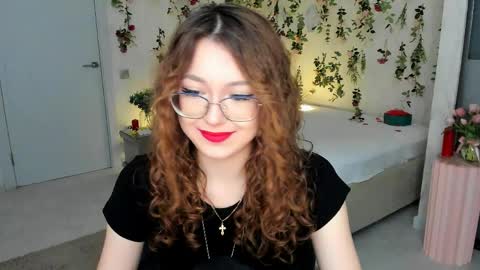 Ophelia online show from 04/13/26, 04:01