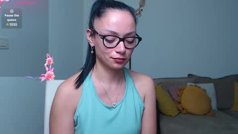 SereneSophi online show from 02/06/25, 07:45