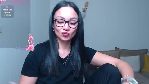 SereneSophi online show from 02/28/25, 03:15