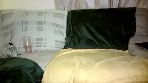 serenity221122 online show from 10/08/25, 09:56