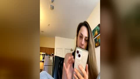 serenityroseee online show from 06/15/26, 10:12