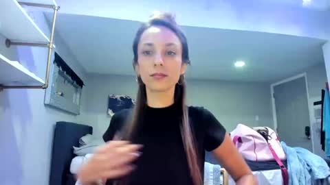 serenityroseee online show from 07/13/26, 11:18