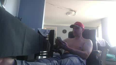 Snapshot of serioyhetero19 chatting on 01/31/25, 06:36 hetero serio discreto online show from 01/31/25, 06:36