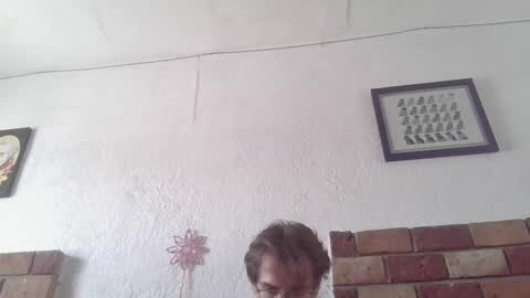 mier online show from 09/17/25, 06:42