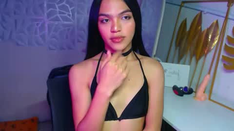 Bella online show from 12/05/25, 03:30