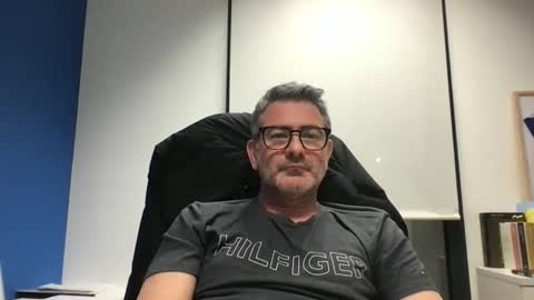 sesamechris92 online show from 02/19/26, 06:15