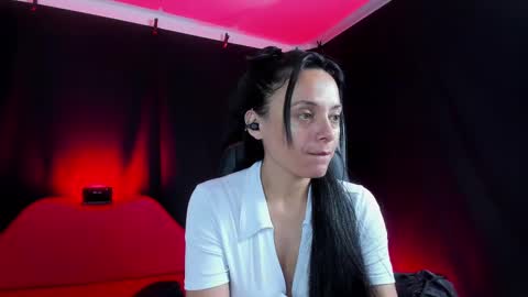LUCERO online show from 10/05/25, 03:16