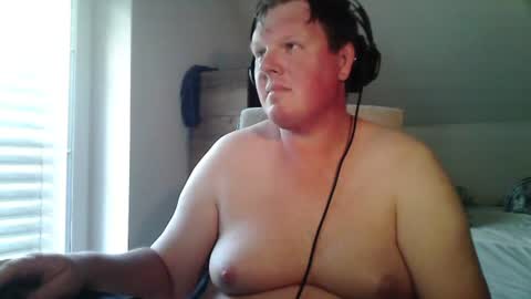 Snapshot of setcuna chatting on 06/11/26, 05:11 setcuna online show from 06/11/26, 05:11