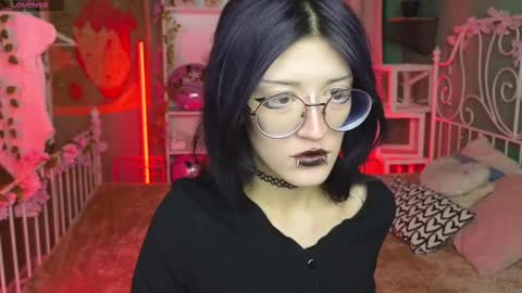 Setsunai online show from 03/11/25, 12:22