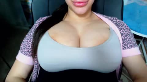 seu_cute online show from 02/22/25, 06:30