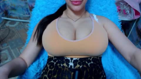 seu_cute online show from 09/28/25, 12:32