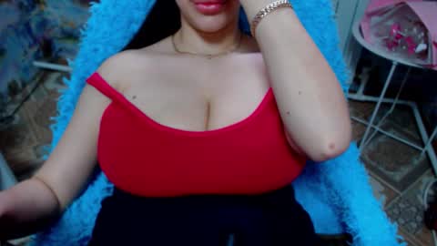 seu_cute online show from 11/14/25, 06:34