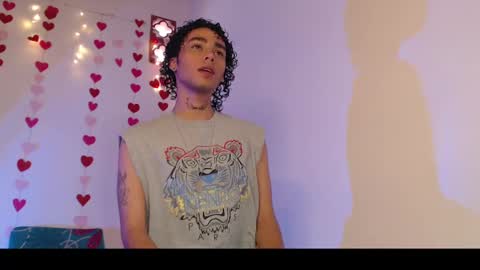 Snapshot of seven7xis chatting on 02/10/25, 09:04 Alexis online show from 02/10/25, 09:04