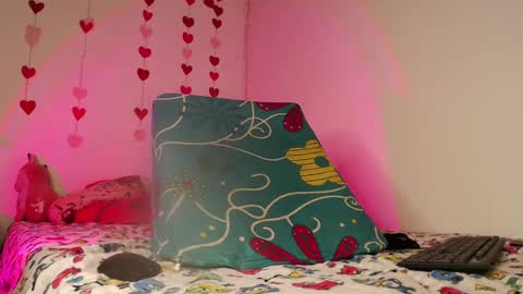 Snapshot of seven7xis chatting on 02/23/25, 08:28 Alexis online show from 02/23/25, 08:28