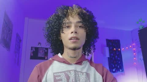 Snapshot of seven7xis chatting on 10/18/25, 04:26 Alexis online show from 10/18/25, 04:26