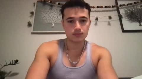 seveninchsteve_ online show from 12/03/24, 06:06