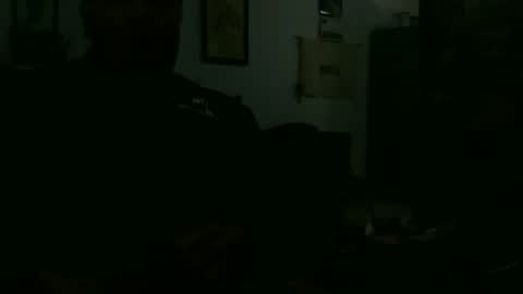 Snapshot of sexangelgabriel1 chatting on 10/27/25, 06:28 sexangelgabriel1 online show from 10/27/25, 06:28