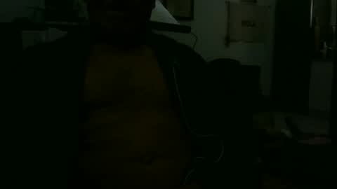 Snapshot of sexangelgabriel1 chatting on 11/16/25, 01:33 sexangelgabriel1 online show from 11/16/25, 01:33