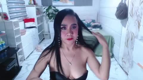 Snapshot of sexcum_trendingts_now chatting on 07/09/26, 10:14 MS Anna online show from 07/09/26, 10:14