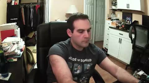 Kyle online show from 12/05/25, 01:14