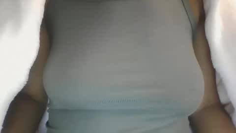 Snapshot of sexicaramel_ chatting on 06/07/26, 06:11 sexicaramel_ online show from 06/07/26, 06:11