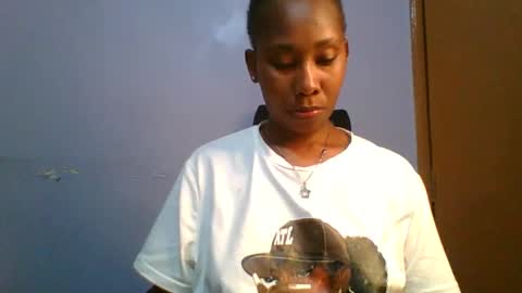 Snapshot of sexie_curvie chatting on 02/13/25, 07:45 Maggie online show from 02/13/25, 07:45