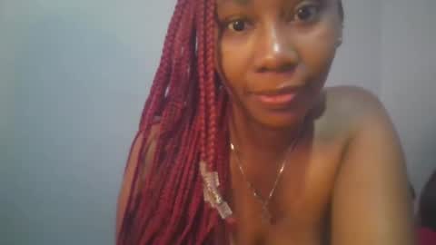 Snapshot of sexie_curvie chatting on 02/28/25, 04:10 Maggie online show from 02/28/25, 04:10