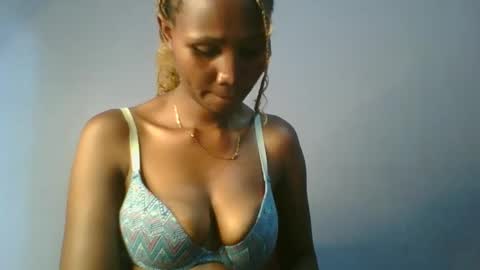 Nancy online show from 03/11/25, 06:21