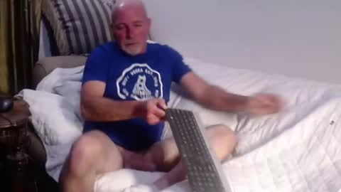 Snapshot of sexjunkie8 chatting on 02/04/25, 02:28 Sex Junkie online show from 02/04/25, 02:28