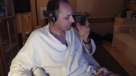 Snapshot of sexlobo1 chatting on 12/13/24, 01:26 Sexlobo online show from 12/13/24, 01:26