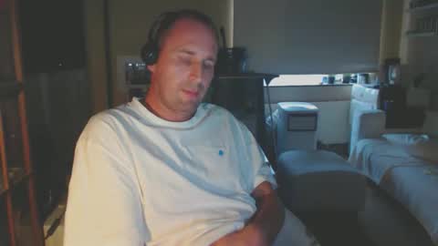 Snapshot of sexlobo1 chatting on 09/25/25, 05:05 Sexlobo online show from 09/25/25, 05:05