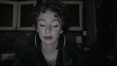 Trixy Rose online show from 12/13/24, 07:04