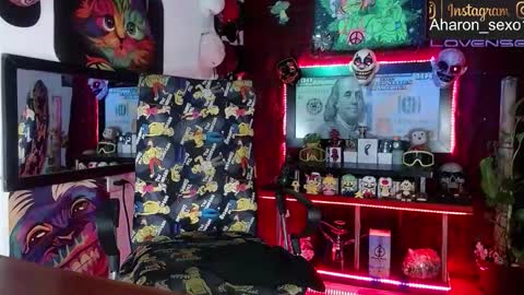 Aharon  ravelo online show from 12/17/25, 10:49