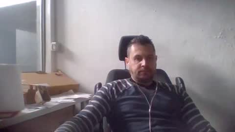 Snapshot of sexoatope79 chatting on 01/09/25, 10:52 sexoatope79 online show from 01/09/25, 10:52