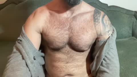 Snapshot of sexologistbull chatting on 07/02/26, 07:42 SexologistBull online show from 07/02/26, 07:42
