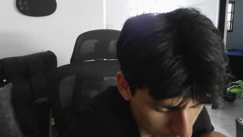 Snapshot of sexoyrock chatting on 06/27/26, 04:12 ROCKERO online show from 06/27/26, 04:12