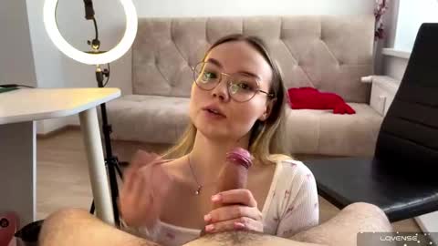 Diana online show from 02/21/25, 07:23