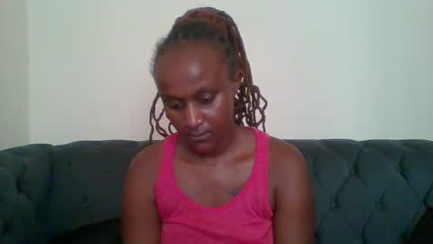 Snapshot of sexsy_sally chatting on 02/17/26, 11:29 sexsysally online show from 02/17/26, 11:29