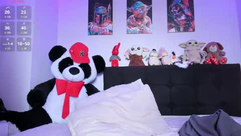 Snapshot of sextape_couple chatting on 05/19/26, 01:50 Ask me online show from 05/19/26, 01:50