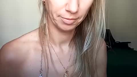 Verona online show from 09/18/25, 07:32