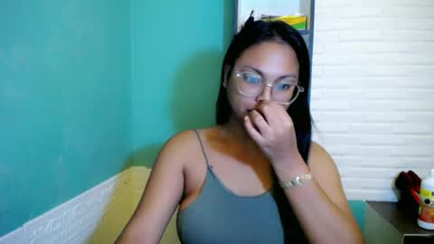 Snapshot of sexuallyattractive_mae chatting on 07/06/26, 07:05 sexuallyattractive_mae online show from 07/06/26, 07:05