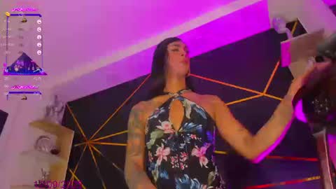 Snapshot of sexwildlatin chatting on 09/12/25, 01:55 Tifanny Benitez online show from 09/12/25, 01:55