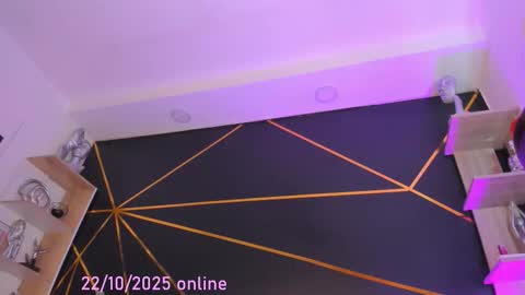 Snapshot of sexwildlatin chatting on 10/22/25, 08:52 Tifanny Benitez online show from 10/22/25, 08:52